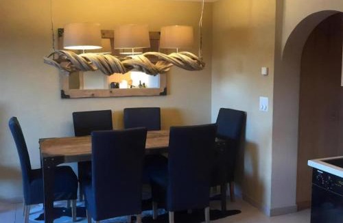 Lens Apartment | Apartment with Garden Daltons 1