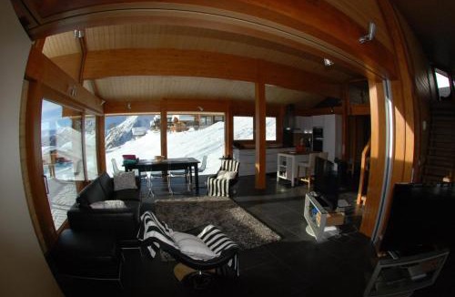 Wiler Ski Chalet | Ayoba