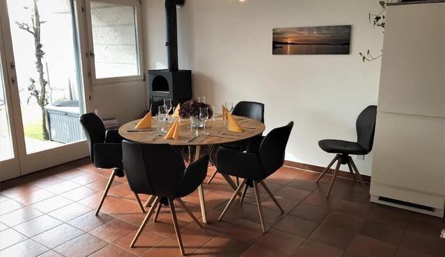 Casa Laura, Brione sopra Minusio