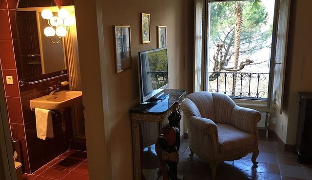3.5-room holiday flat with private lake access