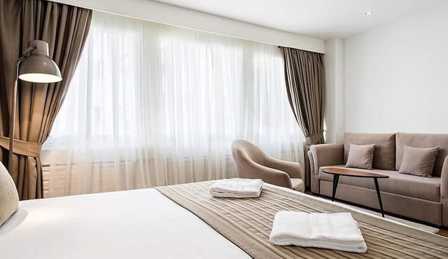 Hotel Alpha
