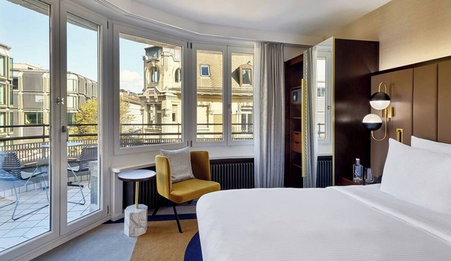 Neues Schloss Privat Hotel Zurich, Autograph Collection
