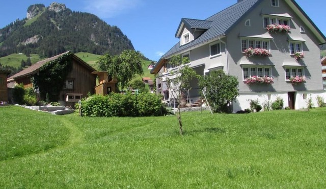 Wis (Stein) by Interhome