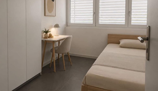 charmantes Zimmer mit eigenem Bad - in zentralster Lage