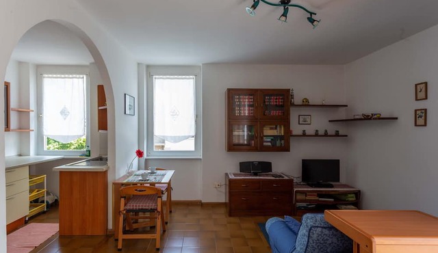 Apartment 'More A Due Passi Dal Lago' with Mountain View and Balcony