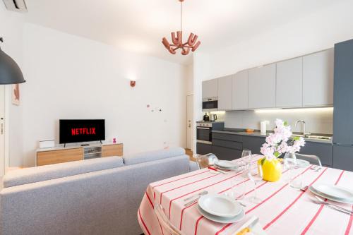 Bicocca Living - Bright Modern Apt near Metro by InnStay