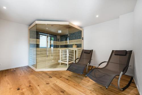 CITY-APARTMENT 2 !Sauna & Whirlpool!