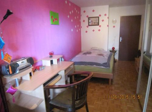 Schönes Zimmer in der City Basel