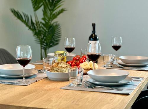 Seeland Bijou - 2 Bedrooms & Free Parking