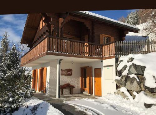 Sunny chalet in Veysonnaz with garden