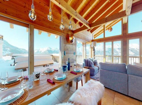 Chalet in Veysonnaz with hot tub