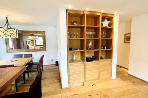 Luxury Flims Apt walking distance to Caumasee