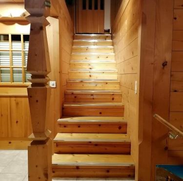 Gemütliche FeWo mit Sauna inmitten der Berge