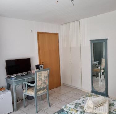 A u r o r a Central Room climatizzata vicino FFS