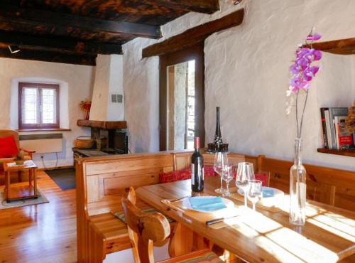 Holiday Home Rustico Stübii by Interhome