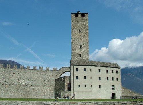 Bellinzona Piazza Collegiata